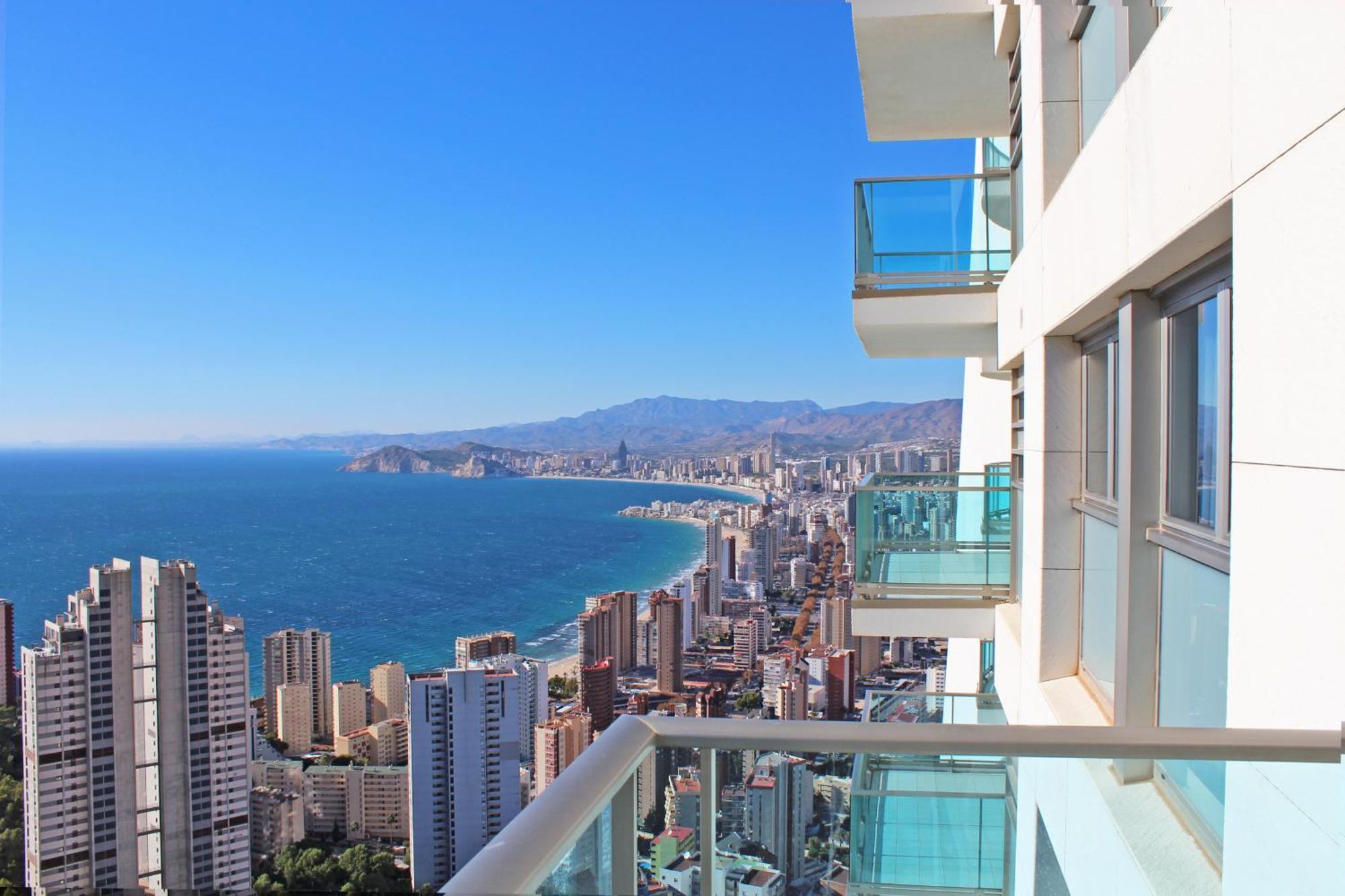 Benidorm High Rise Apartments - Sea Views - Torre Lugano ห้อง รูปภาพ