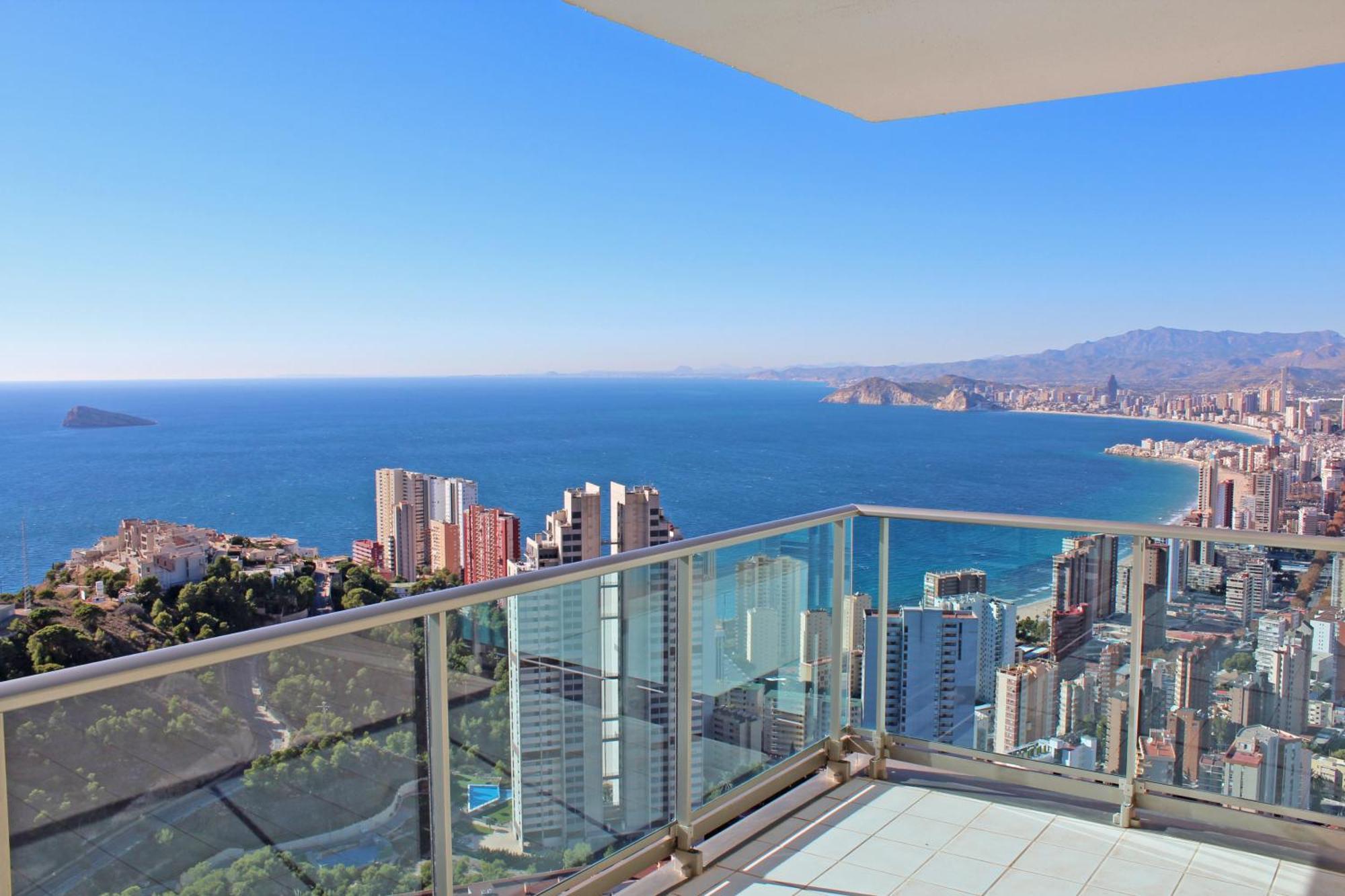 Benidorm High Rise Apartments - Sea Views - Torre Lugano ห้อง รูปภาพ