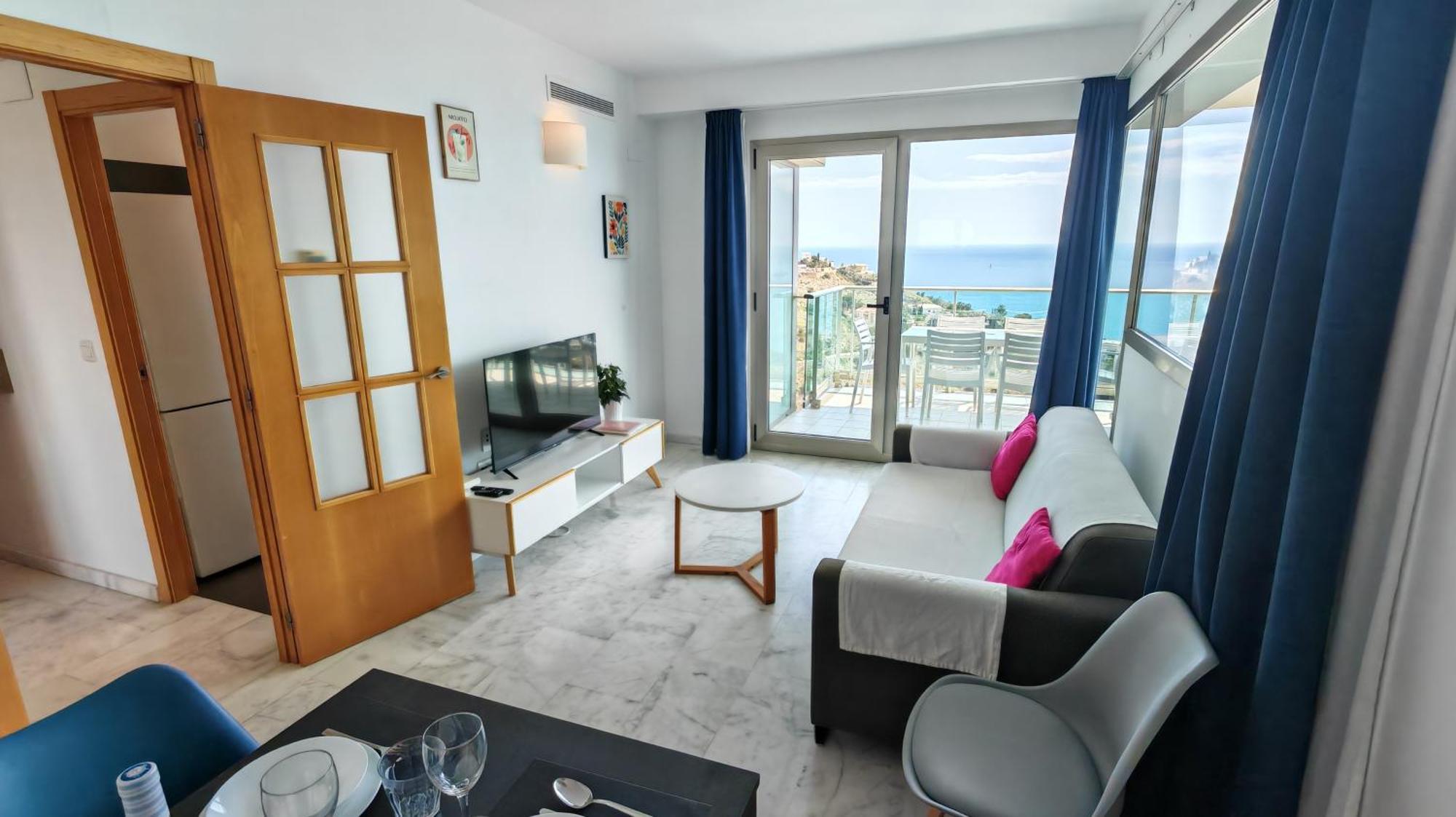 Benidorm High Rise Apartments - Sea Views - Torre Lugano ภายนอก รูปภาพ