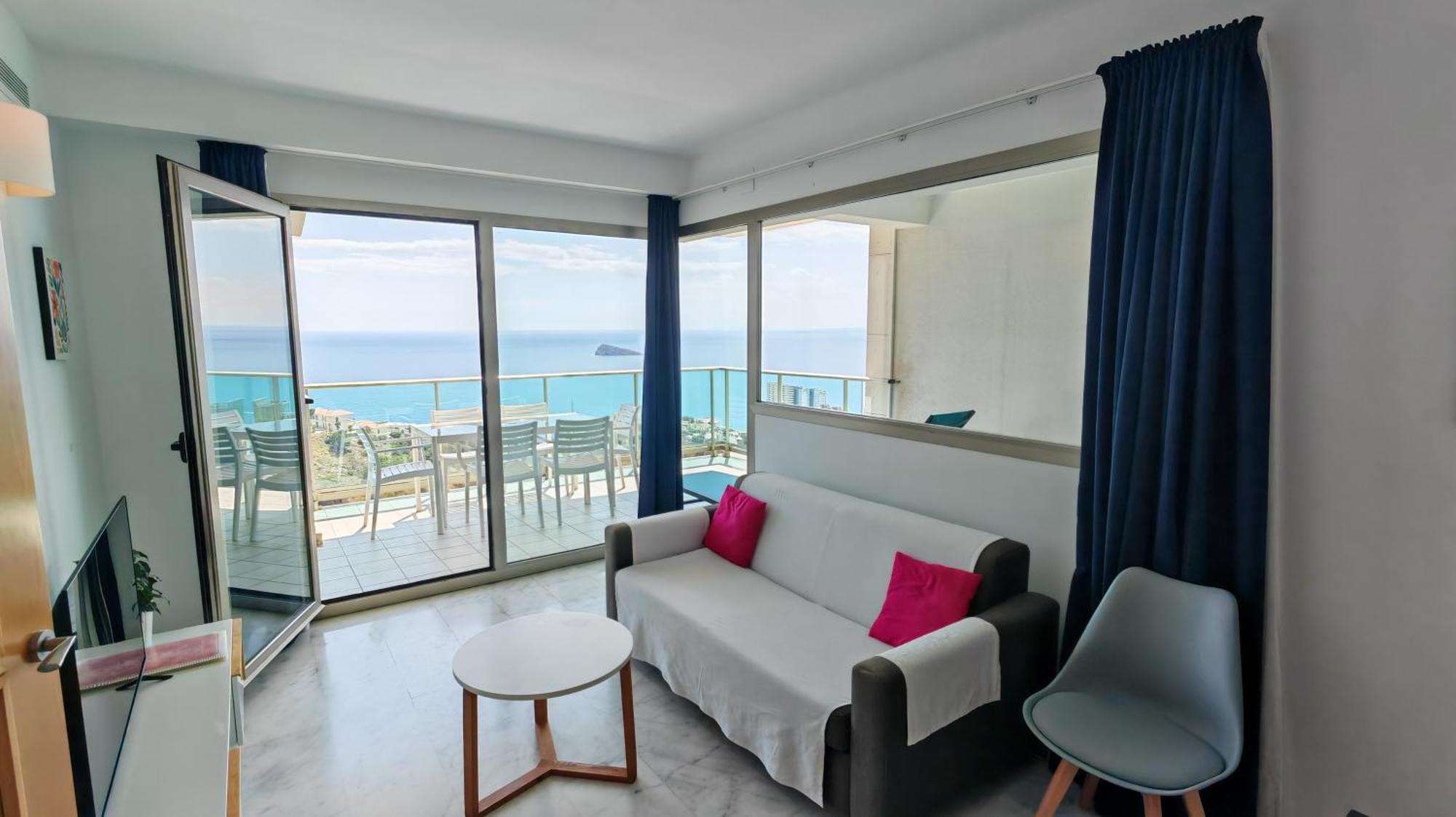 Benidorm High Rise Apartments - Sea Views - Torre Lugano ภายนอก รูปภาพ