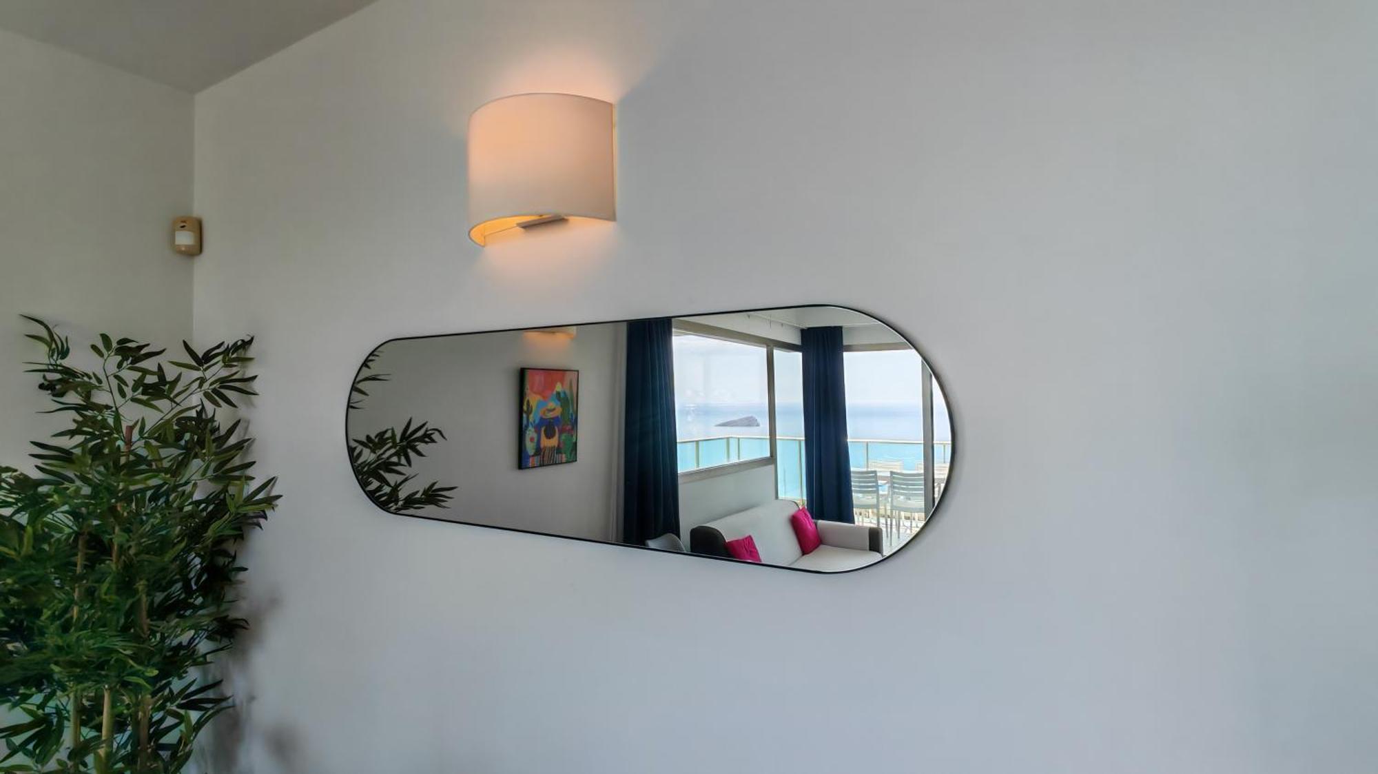Benidorm High Rise Apartments - Sea Views - Torre Lugano ภายนอก รูปภาพ