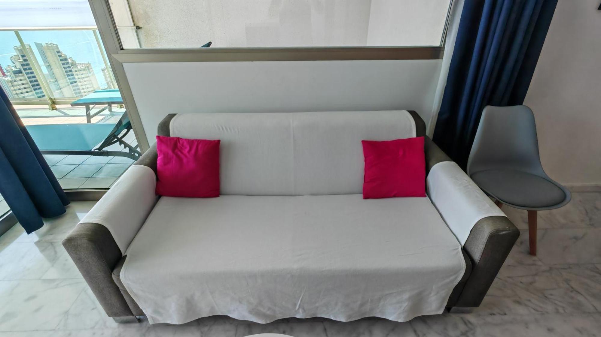 Benidorm High Rise Apartments - Sea Views - Torre Lugano ภายนอก รูปภาพ