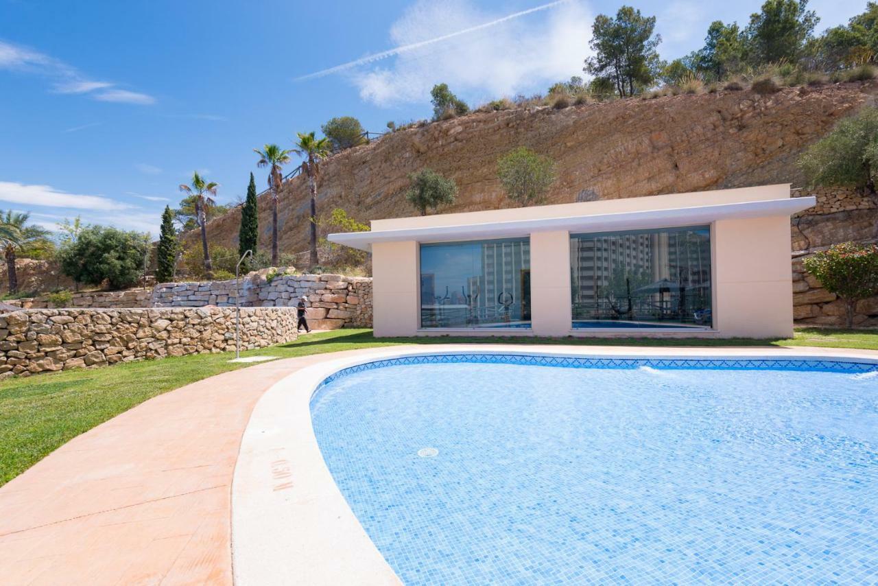 Benidorm High Rise Apartments - Sea Views - Torre Lugano ภายนอก รูปภาพ